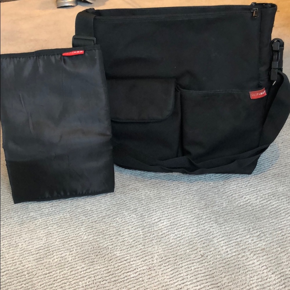 Black Skiphop stroller/diaper bag